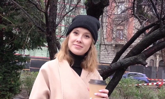Студентка из Будапешта повелась на незнакомого папика
