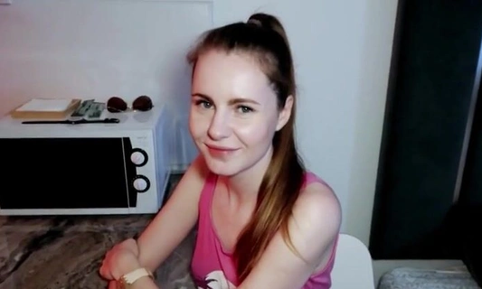 Моя женушка вкусно готовит, а делает минет и трахается еще лучше